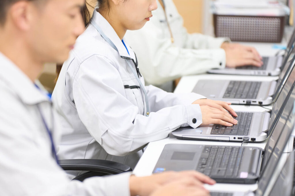 情シスの業務委託（アウトソーシング）が注目されている背景